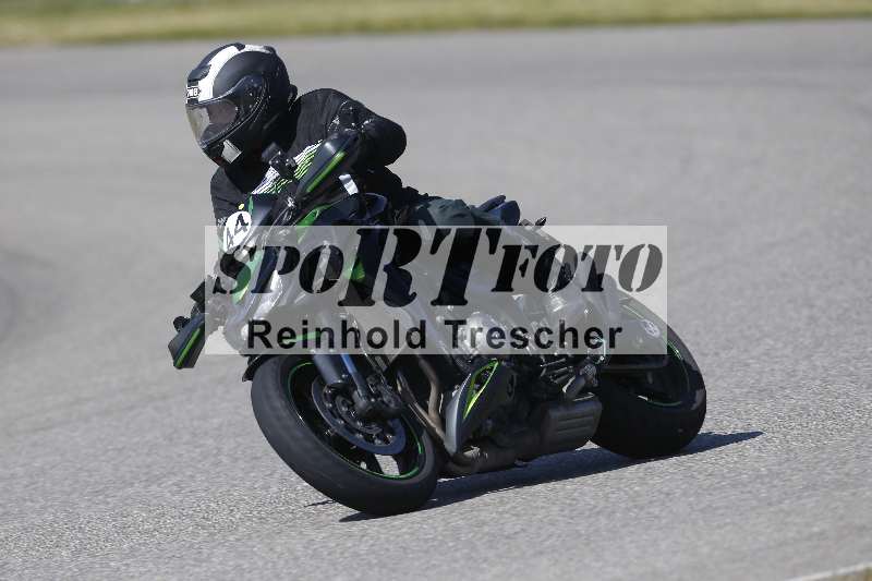 /01 02.04.2026 MAZ ADR/Gruppe gelb Gruppe gruen/44